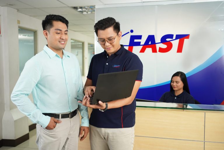 When Should You Outsource Logistics? 7 Signs to Watch For